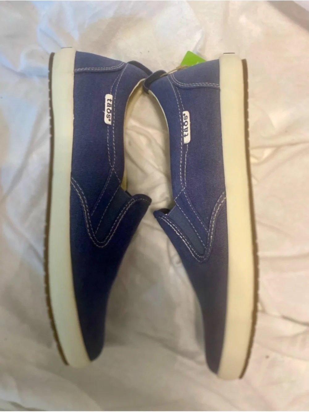 NWT Taos Dandy Sneakers Canvas Slip On Denim Blue Chambray Sneakers 9.5